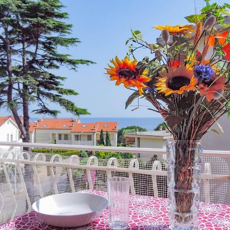 Appartement H11 Terrazzo Al Mare - Riva Ligure - Spiagge Extérieur photo