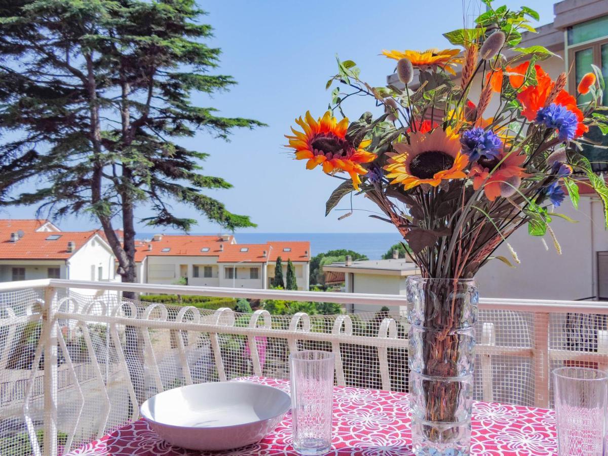 Appartement H11 Terrazzo Al Mare - Riva Ligure - Spiagge Extérieur photo